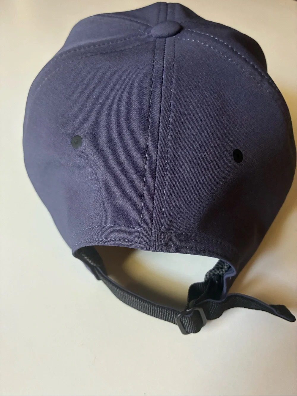 Lululemon Hat womens Blue running Cap With Adjustable Strap